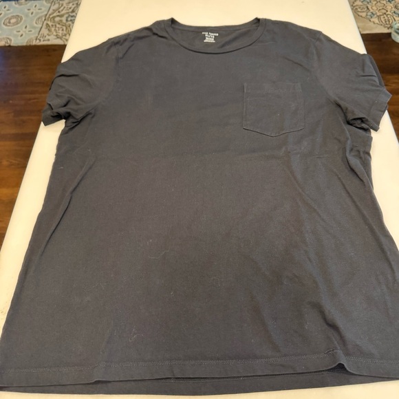 Club Monaco Men's Pocket T Shirt Black Crewneck Solid Pullover NWOT Sz XL - Picture 3 of 10